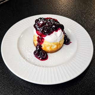 Strawberry Cream w/ Blueberries Cheesecake
